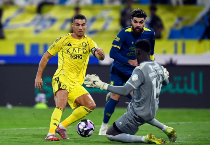 Al Hazem vs Al Nassr (01:00 – 26/10) | Xem lại trận đấu