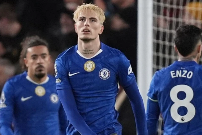 chelsea-hut-hoi-trong-cuoc-dua-top-4-tu-tham-vong-vo-dich-den-noi-lo-sinh-ton